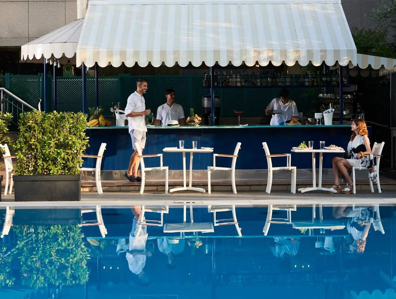 Rome Cavalieri, A Waldorf Astoria Hotel אתר נופש