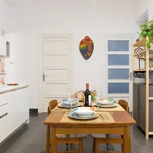 https://luxury-coa-apartment.palermohotels.org