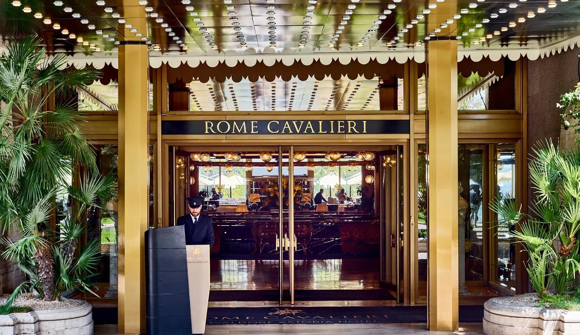 Resort Rome Cavalieri, A Waldorf Astoria Hotel