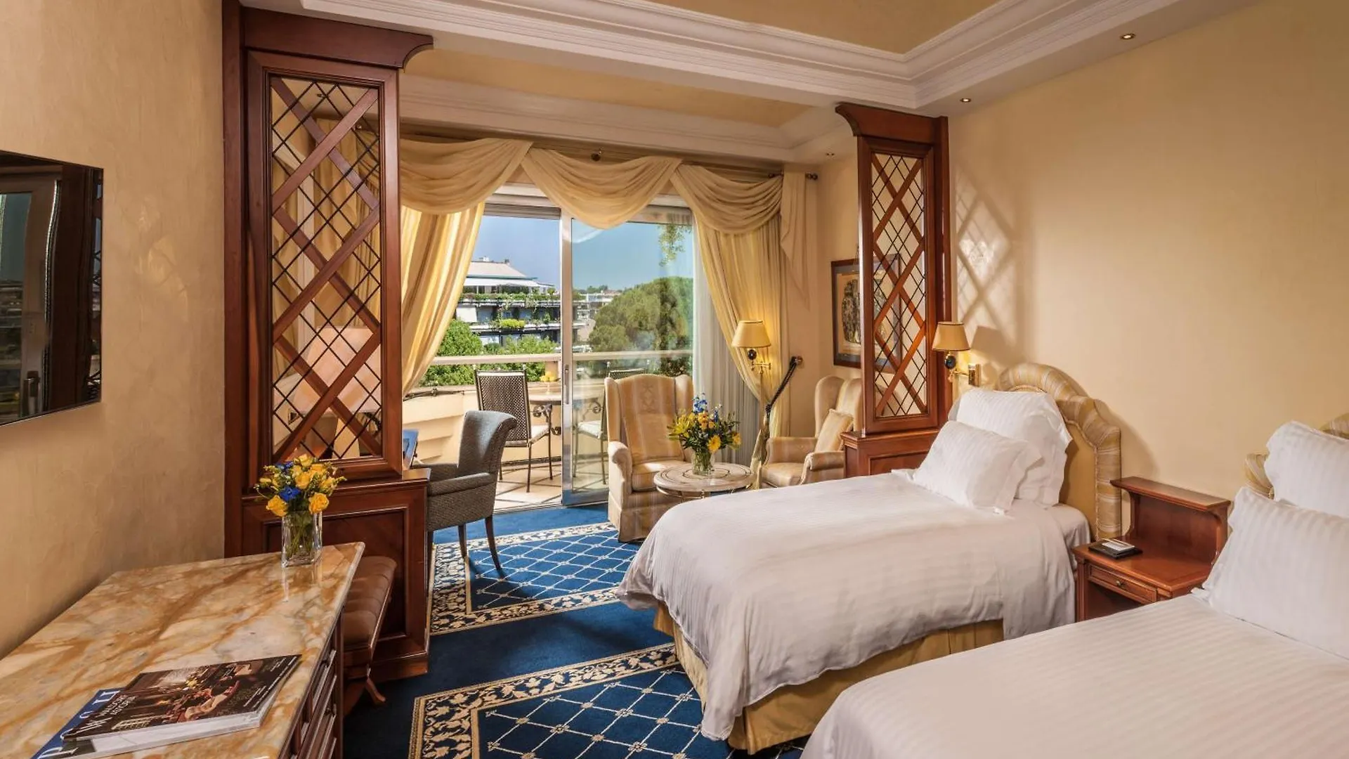 Resort Rome Cavalieri, A Waldorf Astoria Hotel