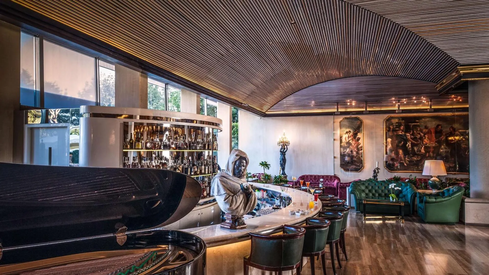 Resort Rome Cavalieri, A Waldorf Astoria Hotel